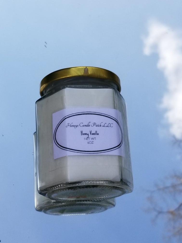 Honey vanilla candle